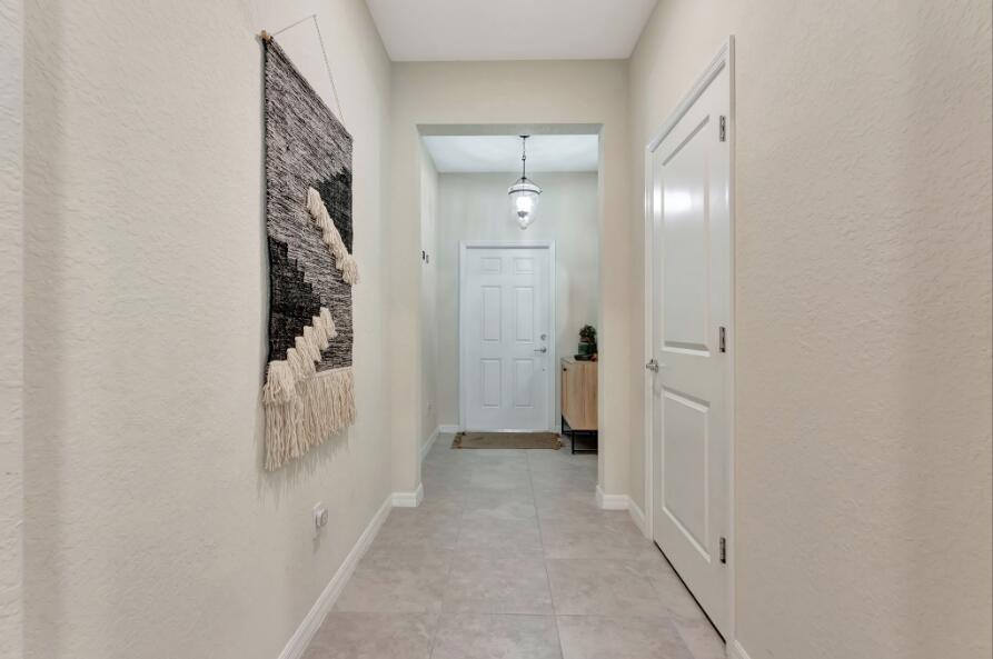 SOMERSET PLAZA - Residential