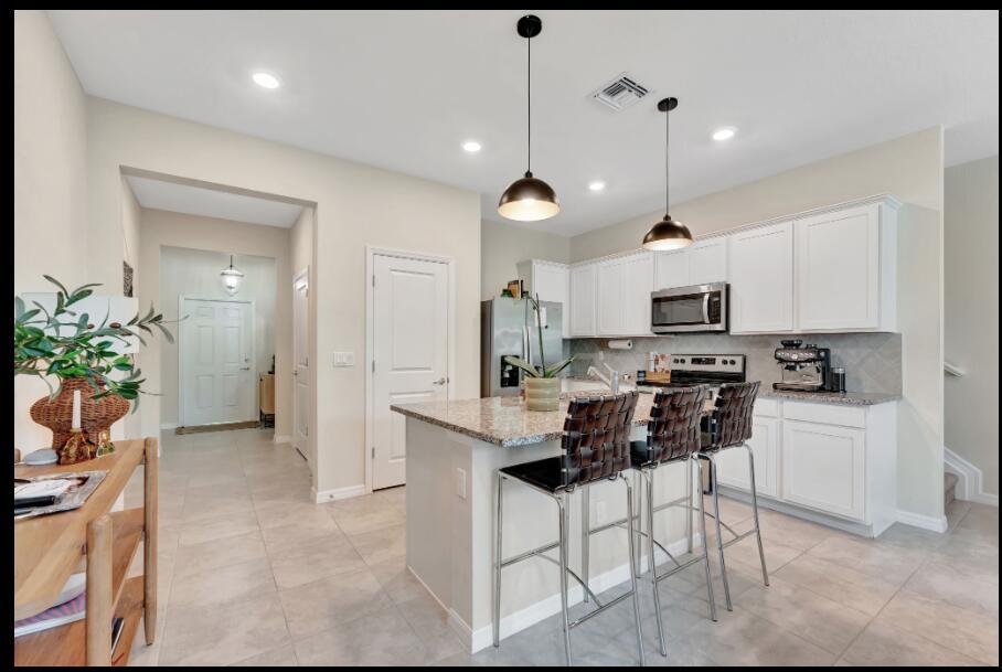 SOMERSET PLAZA - Residential