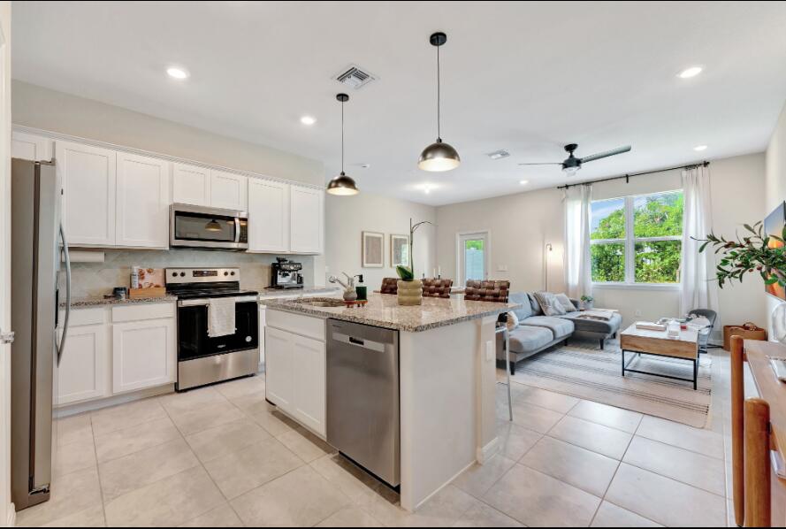 SOMERSET PLAZA - Residential