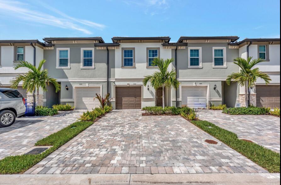 SOMERSET PLAZA - Residential