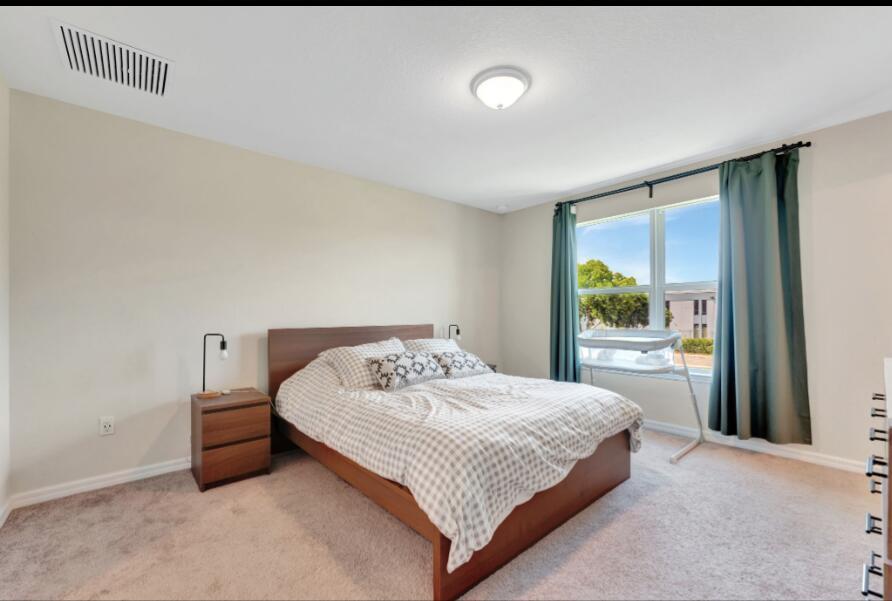 SOMERSET PLAZA - Residential