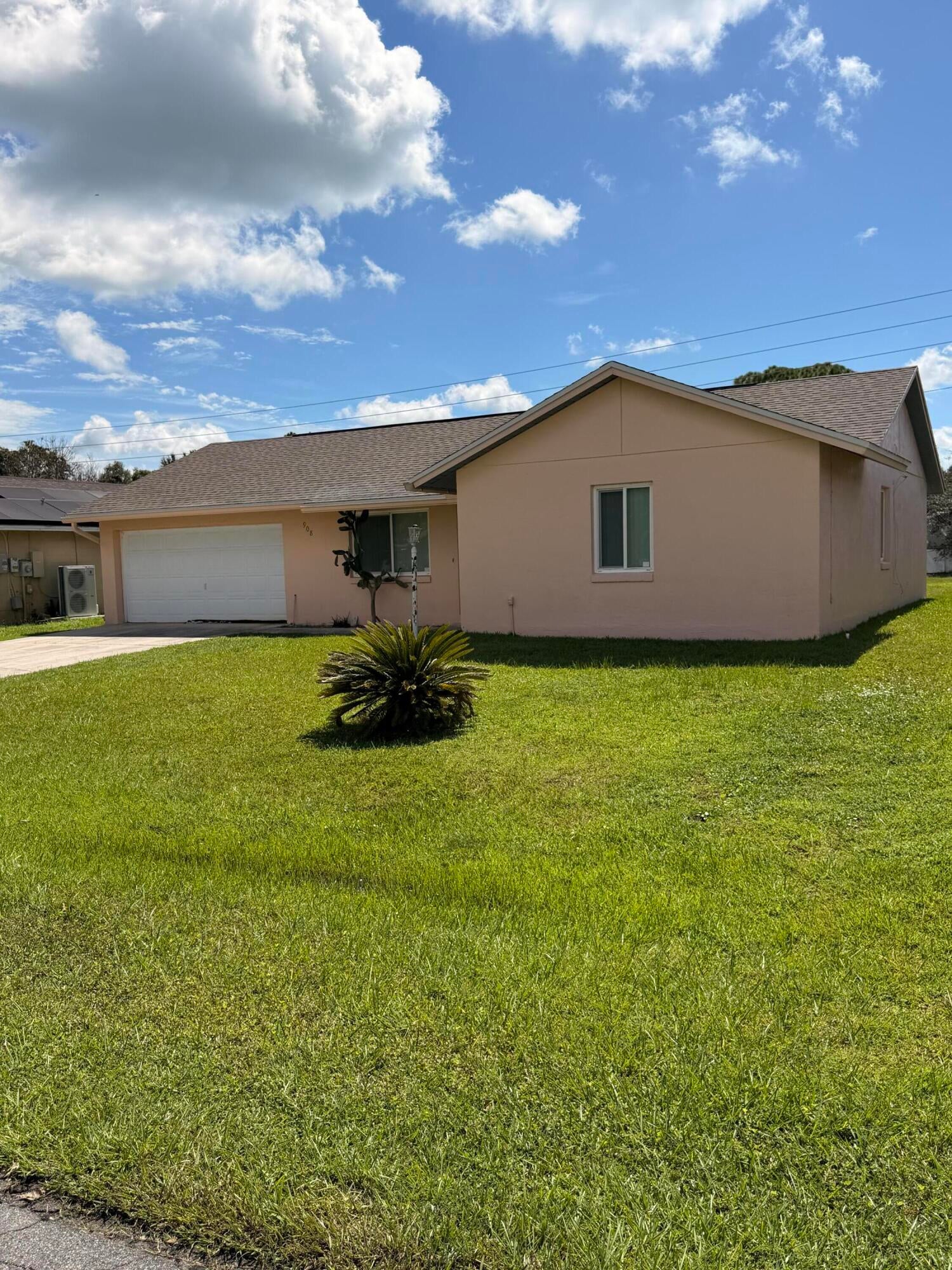 908 CUMBRAN Lane
