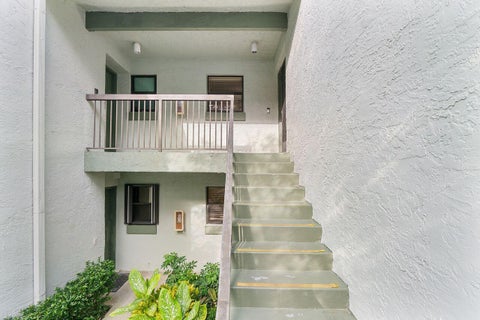 Tiny photo for 4063 CARAMBOLA Circle N #2977, Coconut Creek, FL 33066 (MLS # B26086462)
