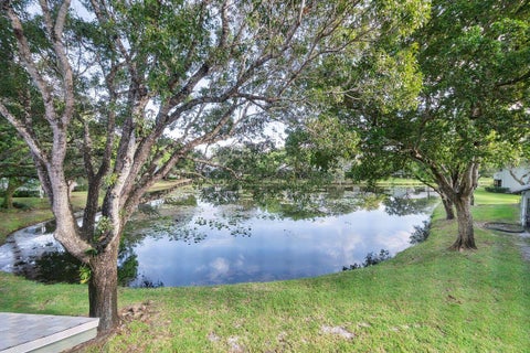 Tiny photo for 4063 CARAMBOLA Circle N #2977, Coconut Creek, FL 33066 (MLS # B26086462)