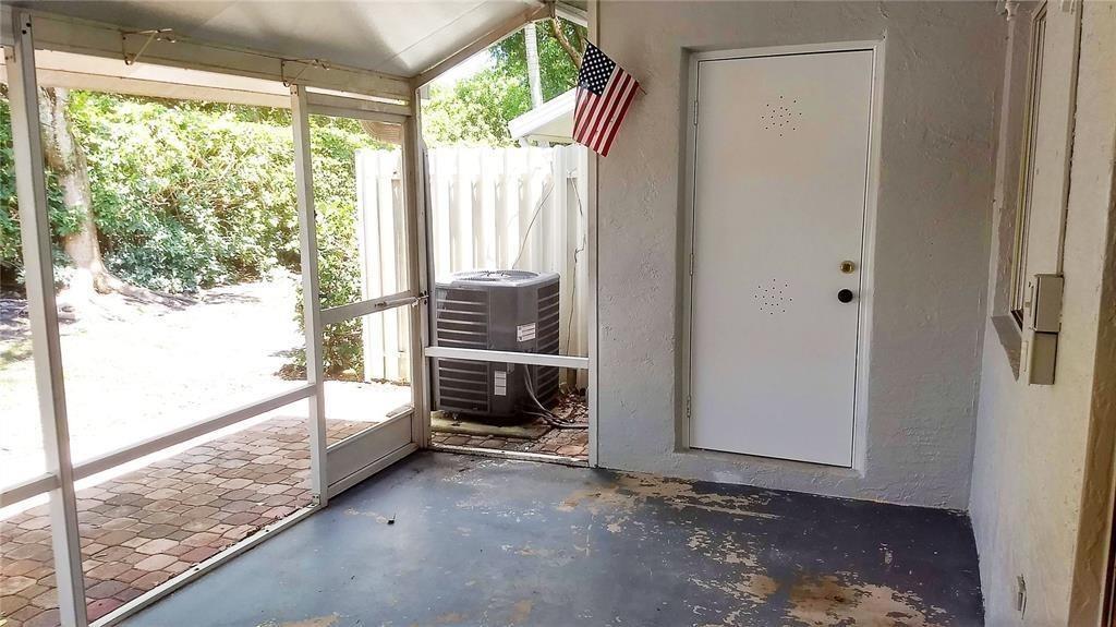 OLYMPIA & YORK RESIDENTIA - Residential Lease