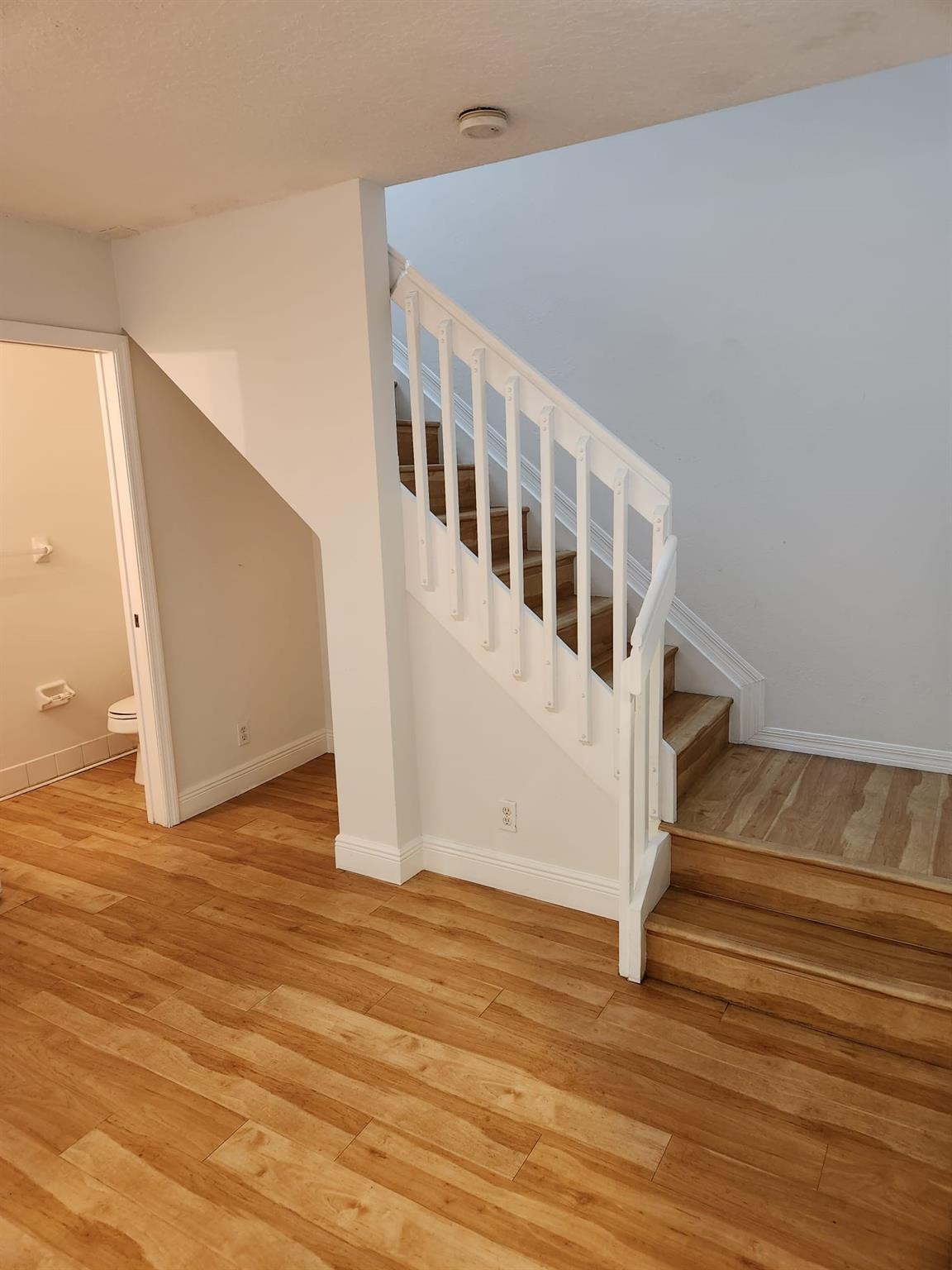 OLYMPIA & YORK RESIDENTIA - Residential Lease