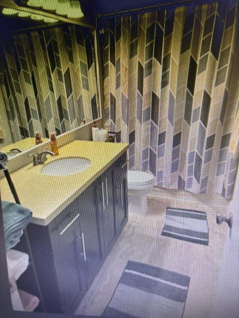 CHALET 4 3 - Residential Lease
