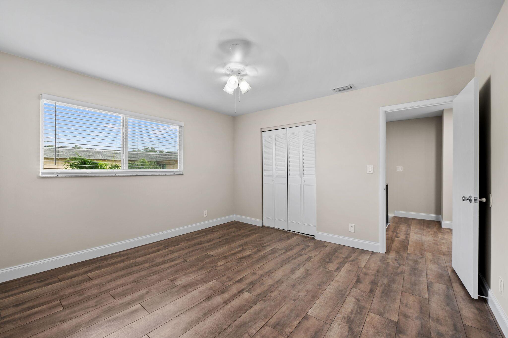 COUNTRY CLUB VILLAGE SEC - Residential Lease