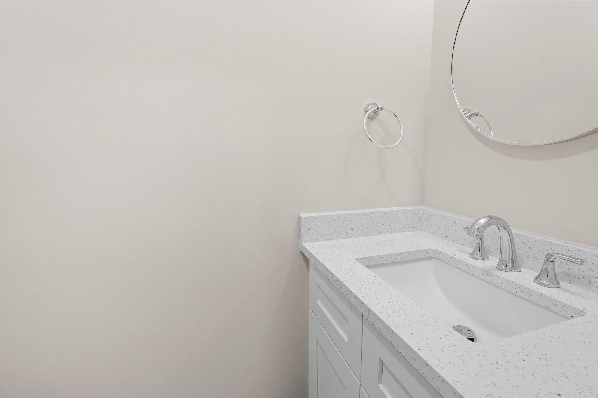 COUNTRY CLUB VILLAGE SEC - Residential Lease