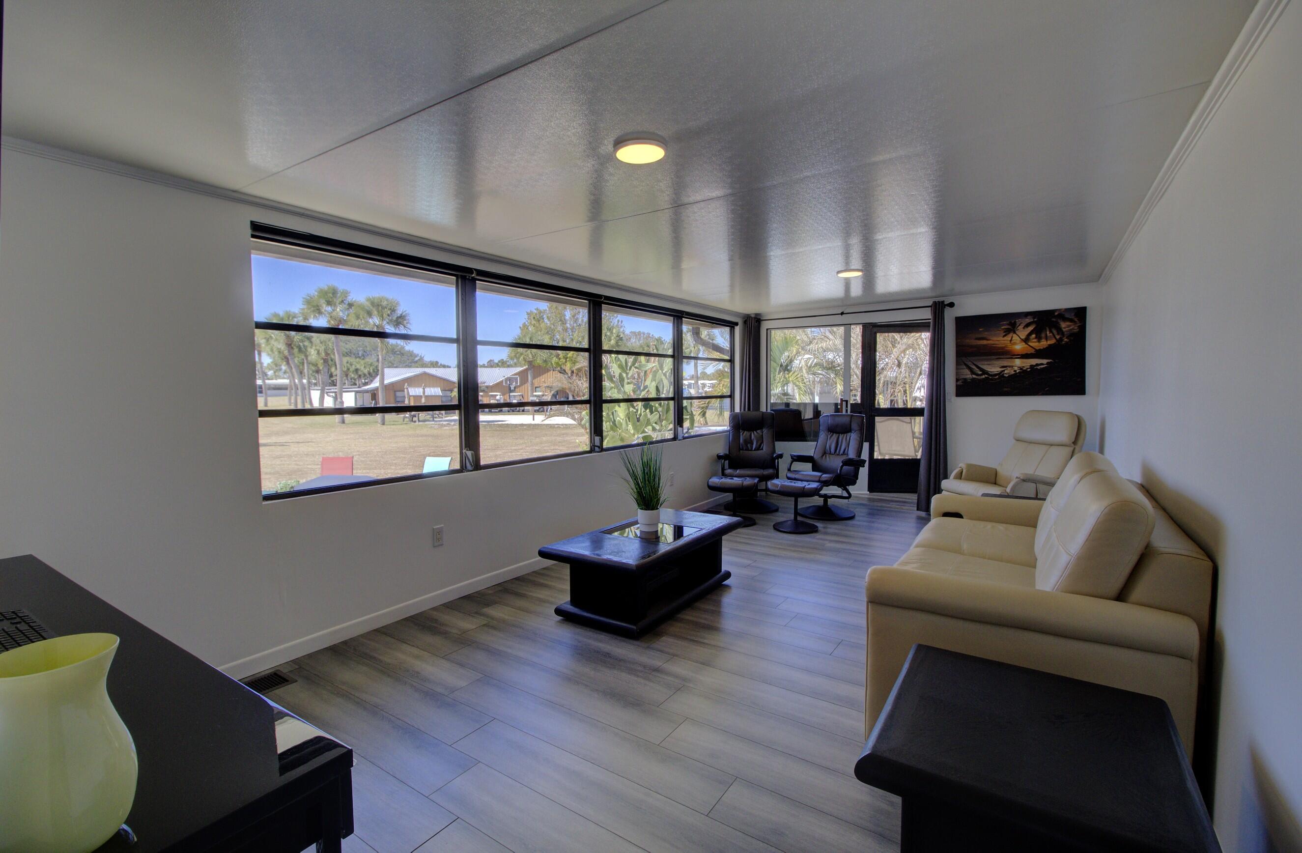 ANCIENT OAKS RV RESORT NO III - Residential