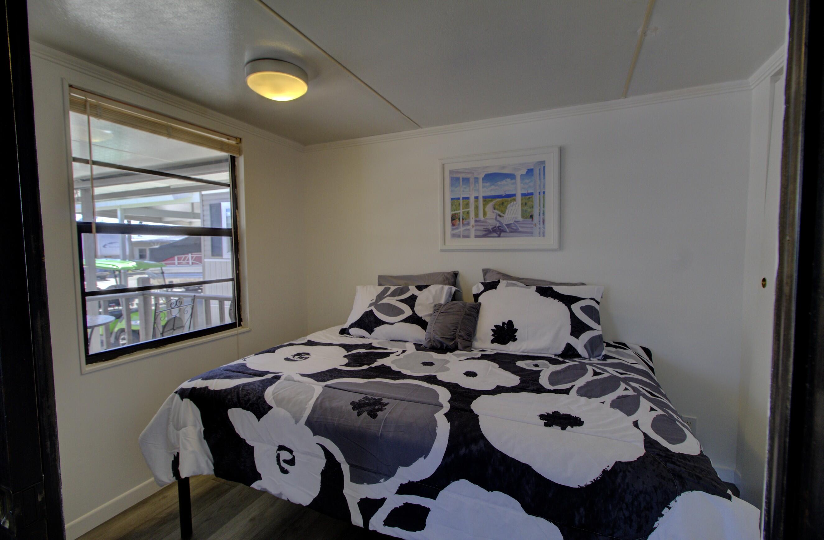 ANCIENT OAKS RV RESORT NO III - Residential