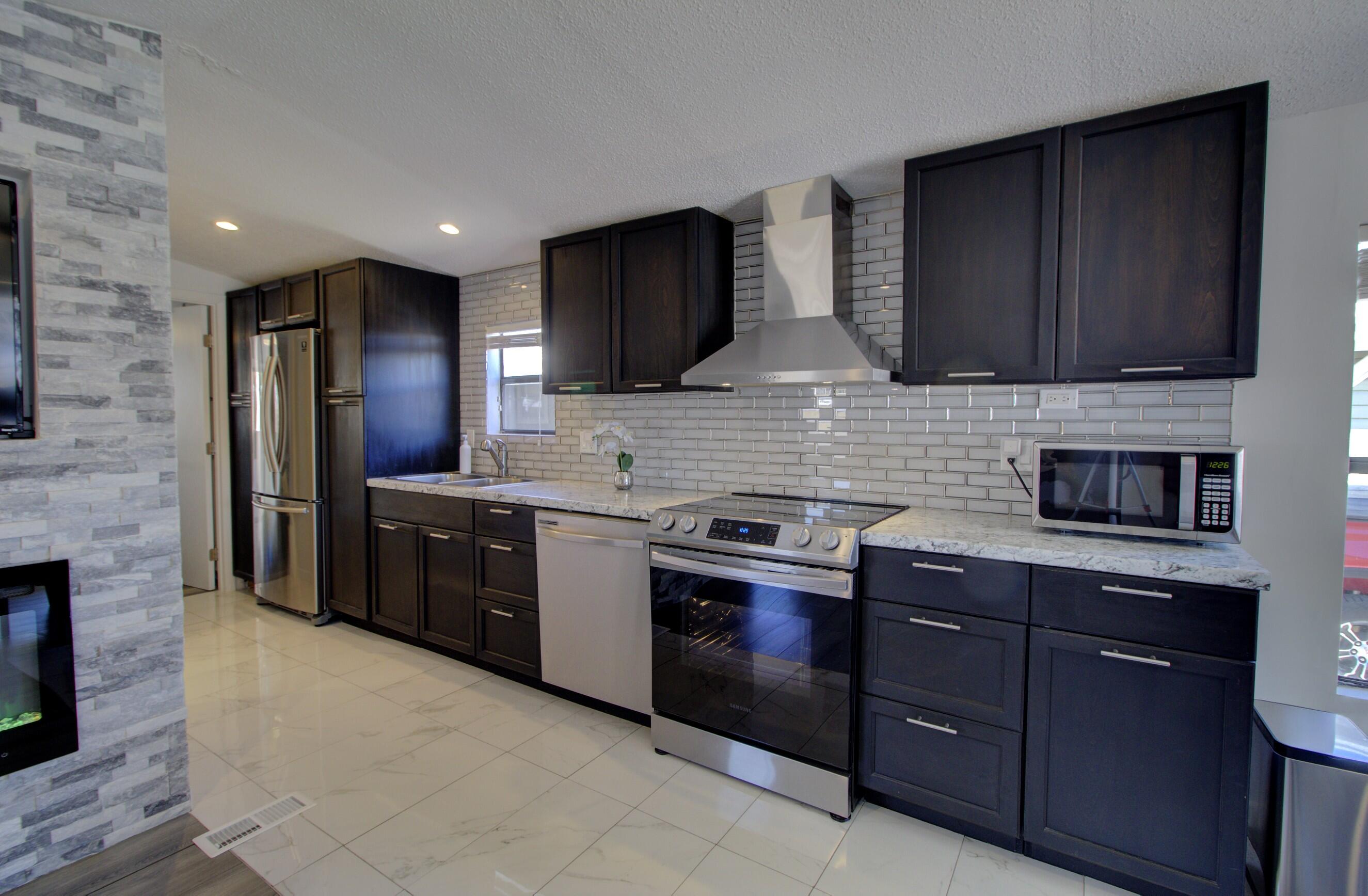 ANCIENT OAKS RV RESORT NO III - Residential