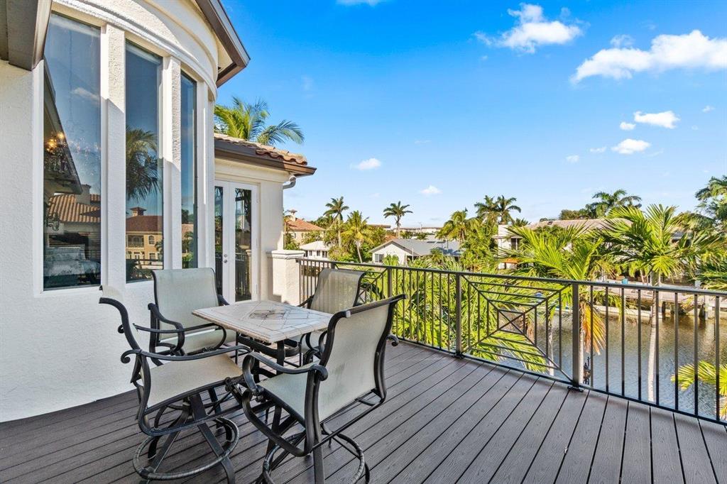 TROPIC ISLE - Residential