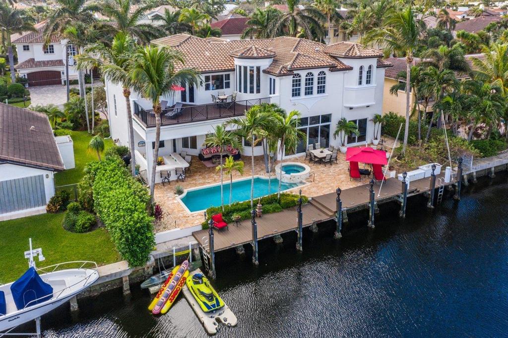 TROPIC ISLE - Residential