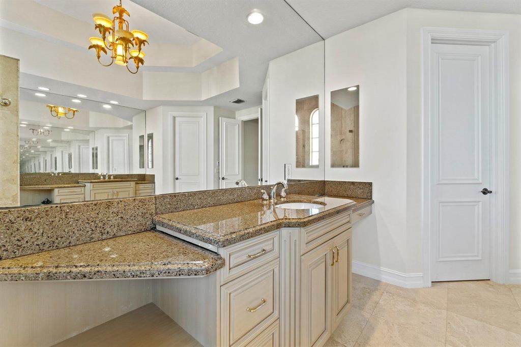 TROPIC ISLE - Residential