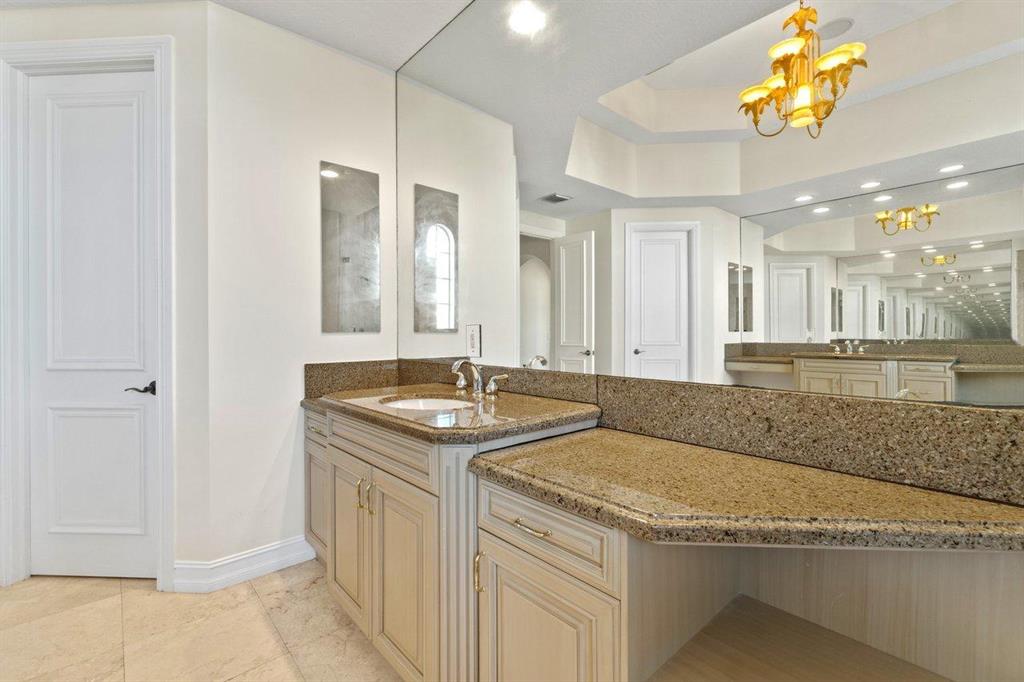 TROPIC ISLE - Residential