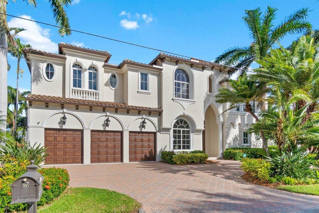 TROPIC ISLE - Residential