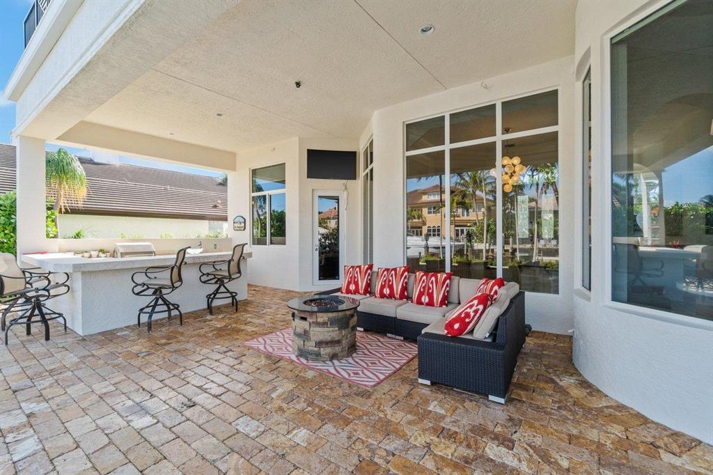 TROPIC ISLE - Residential