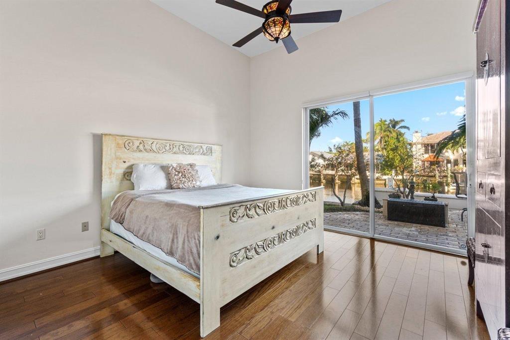 TROPIC ISLE - Residential