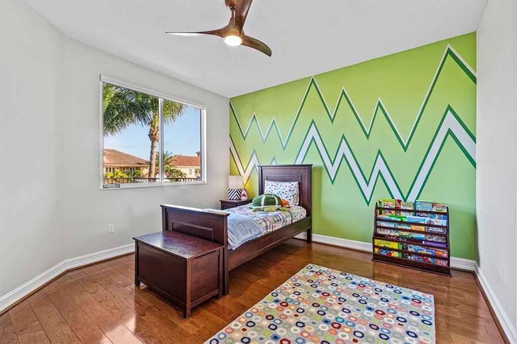 TROPIC ISLE - Residential