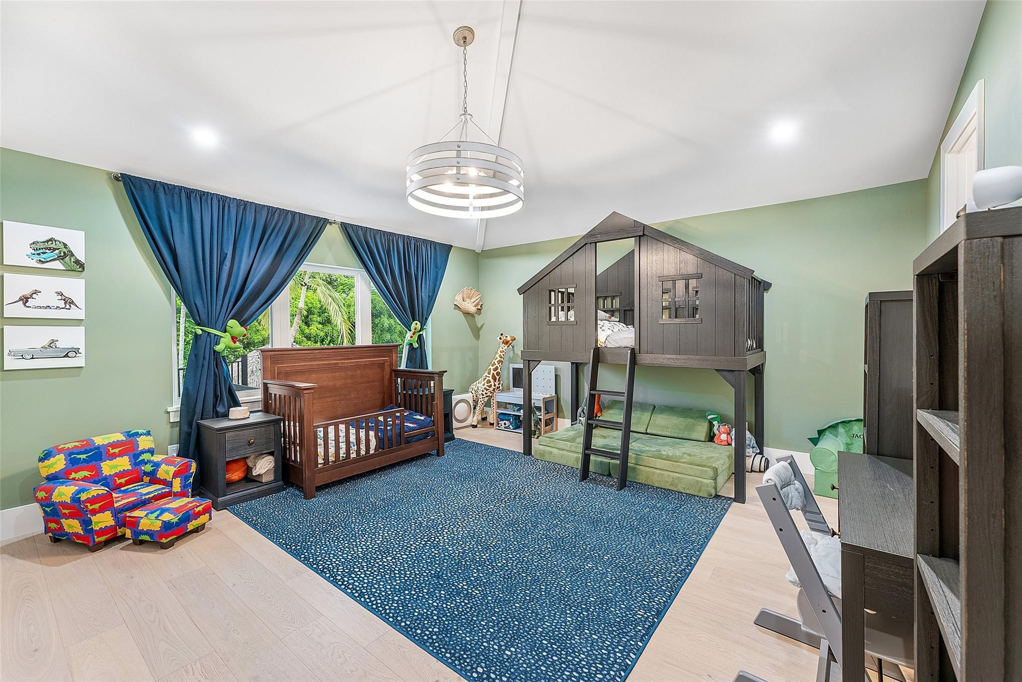 Beach Way Heights - Residential