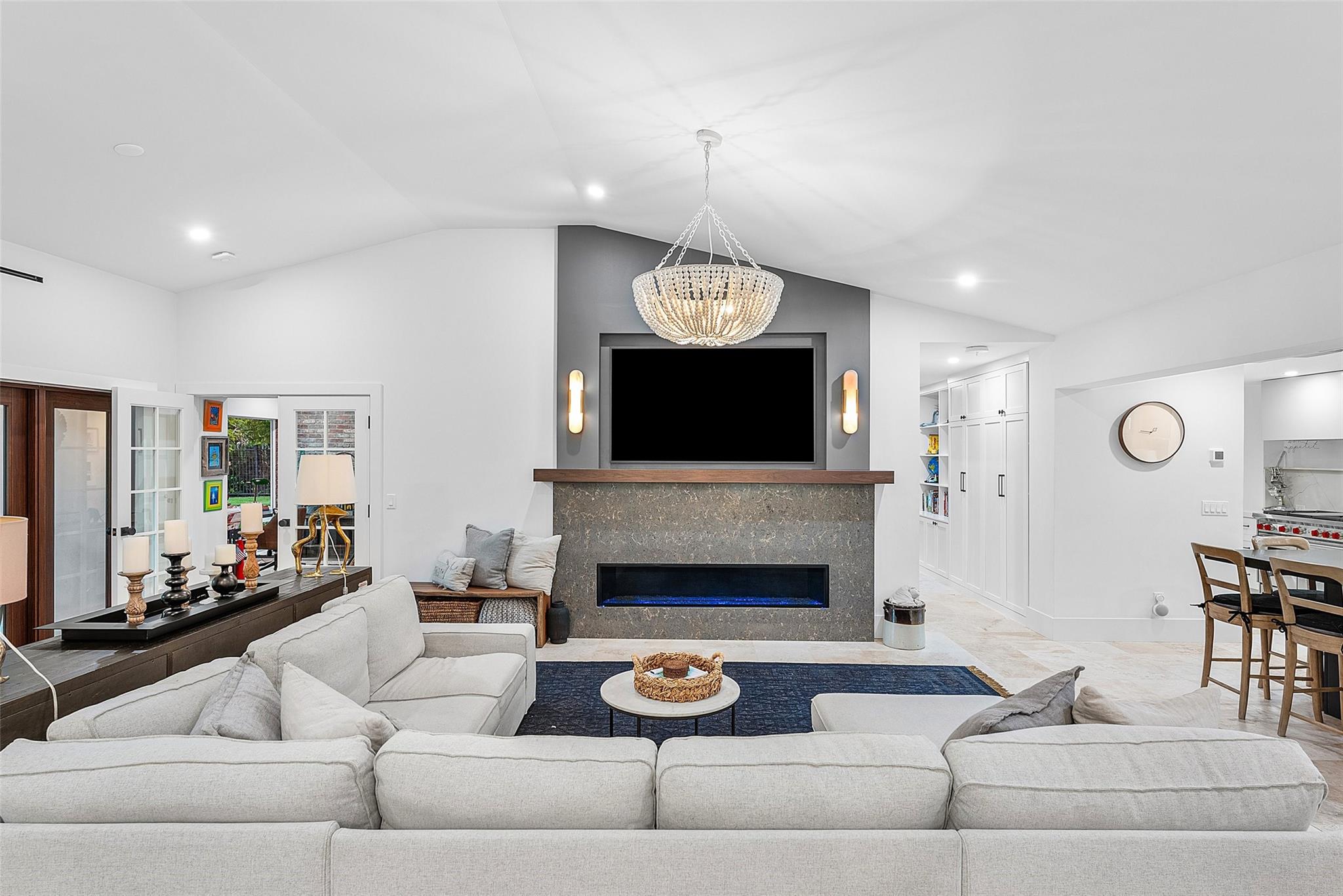 Beach Way Heights - Residential