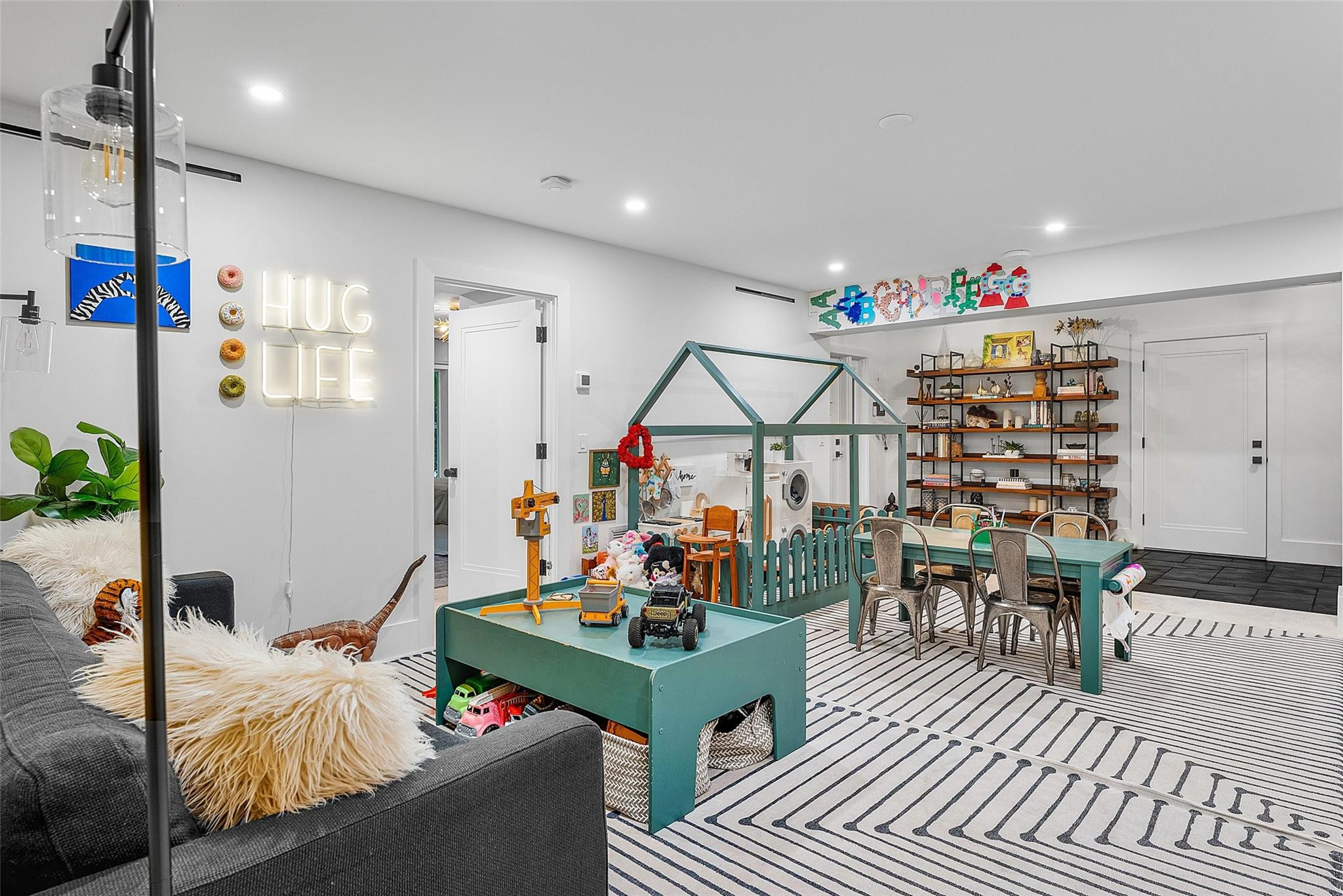 Beach Way Heights - Residential