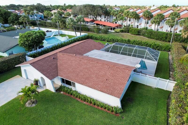 WINDSOR ESTATES - Residential Lease