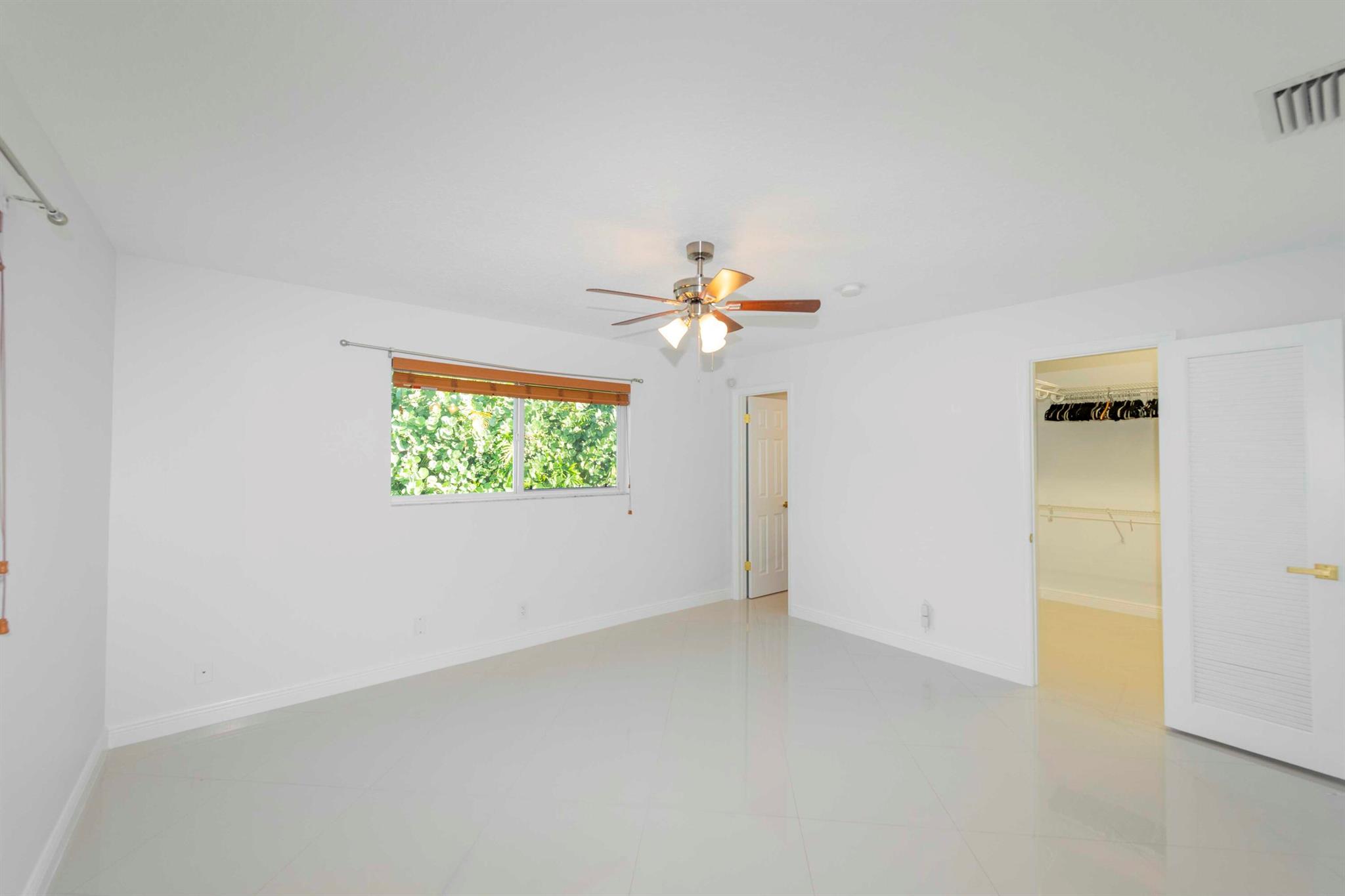 WINDSOR ESTATES - Residential Lease