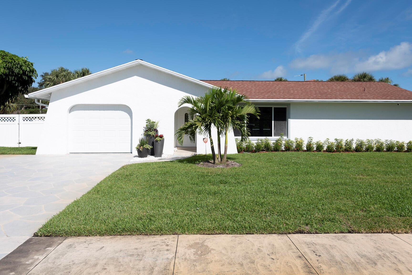 WINDSOR ESTATES - Residential Lease