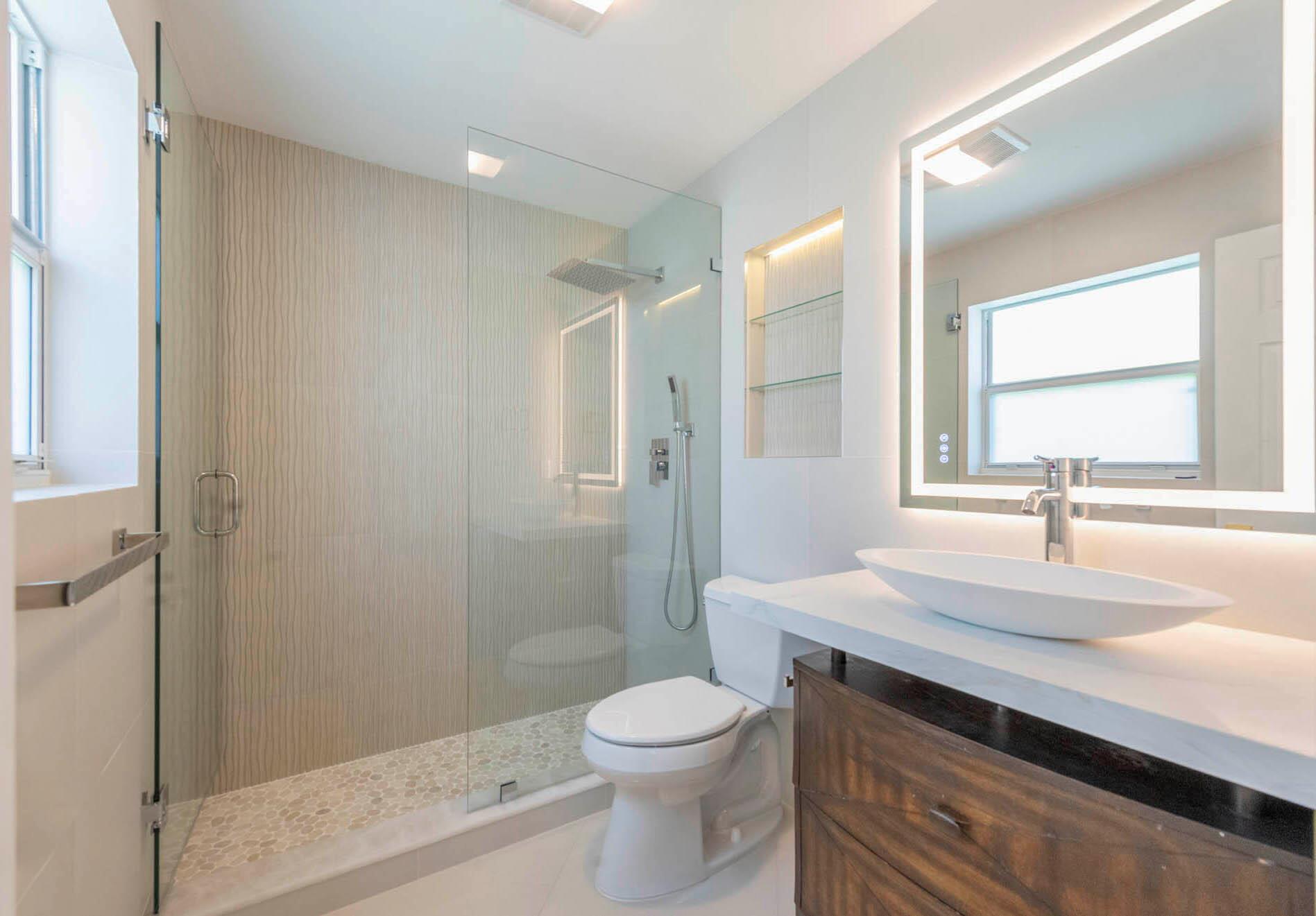 WINDSOR ESTATES - Residential Lease