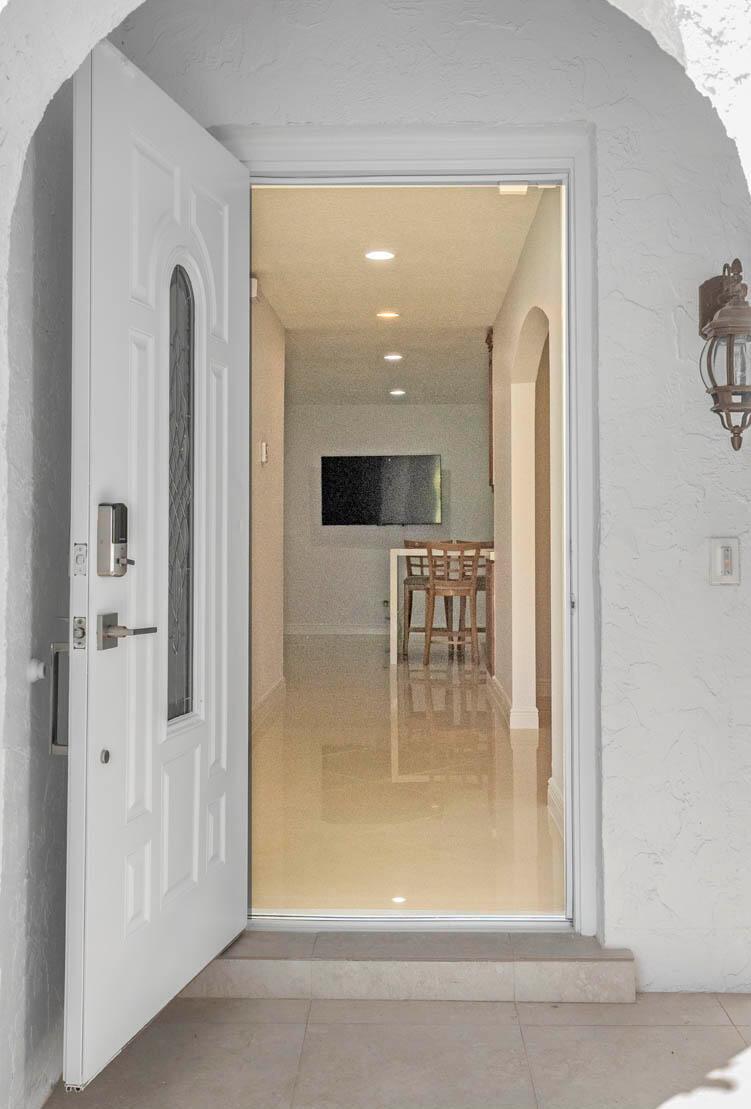 WINDSOR ESTATES - Residential Lease