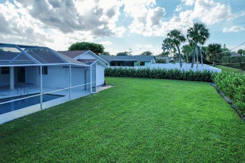 WINDSOR ESTATES - Residential Lease