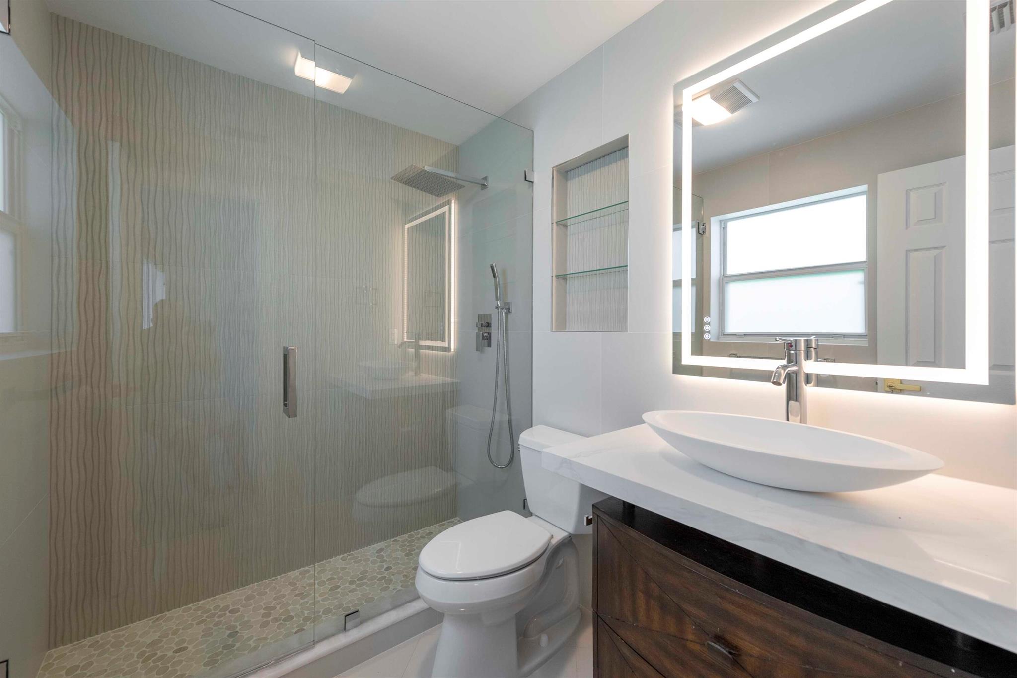 WINDSOR ESTATES - Residential Lease