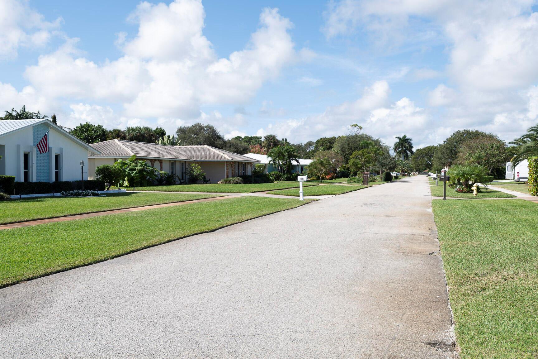 WINDSOR ESTATES - Residential Lease