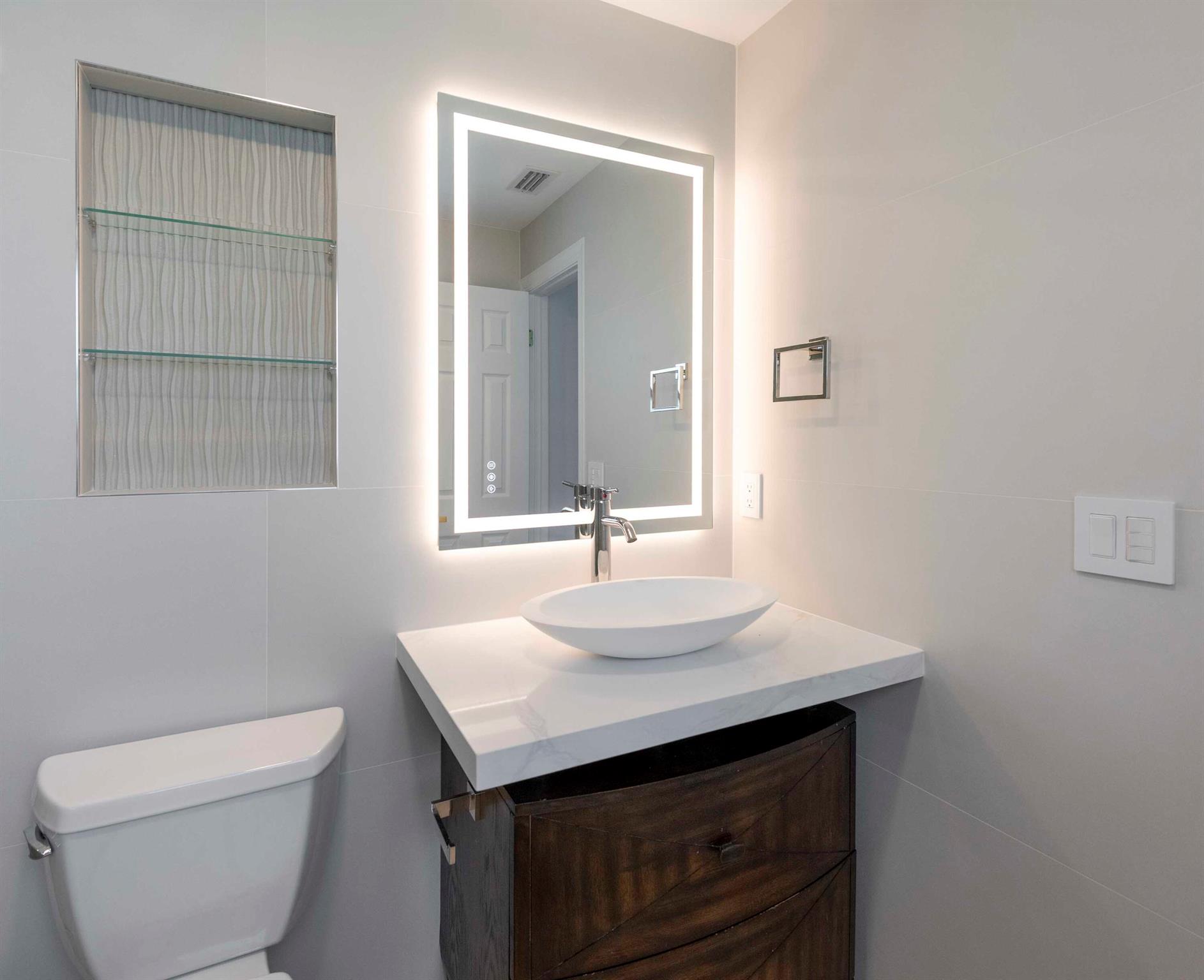 WINDSOR ESTATES - Residential Lease