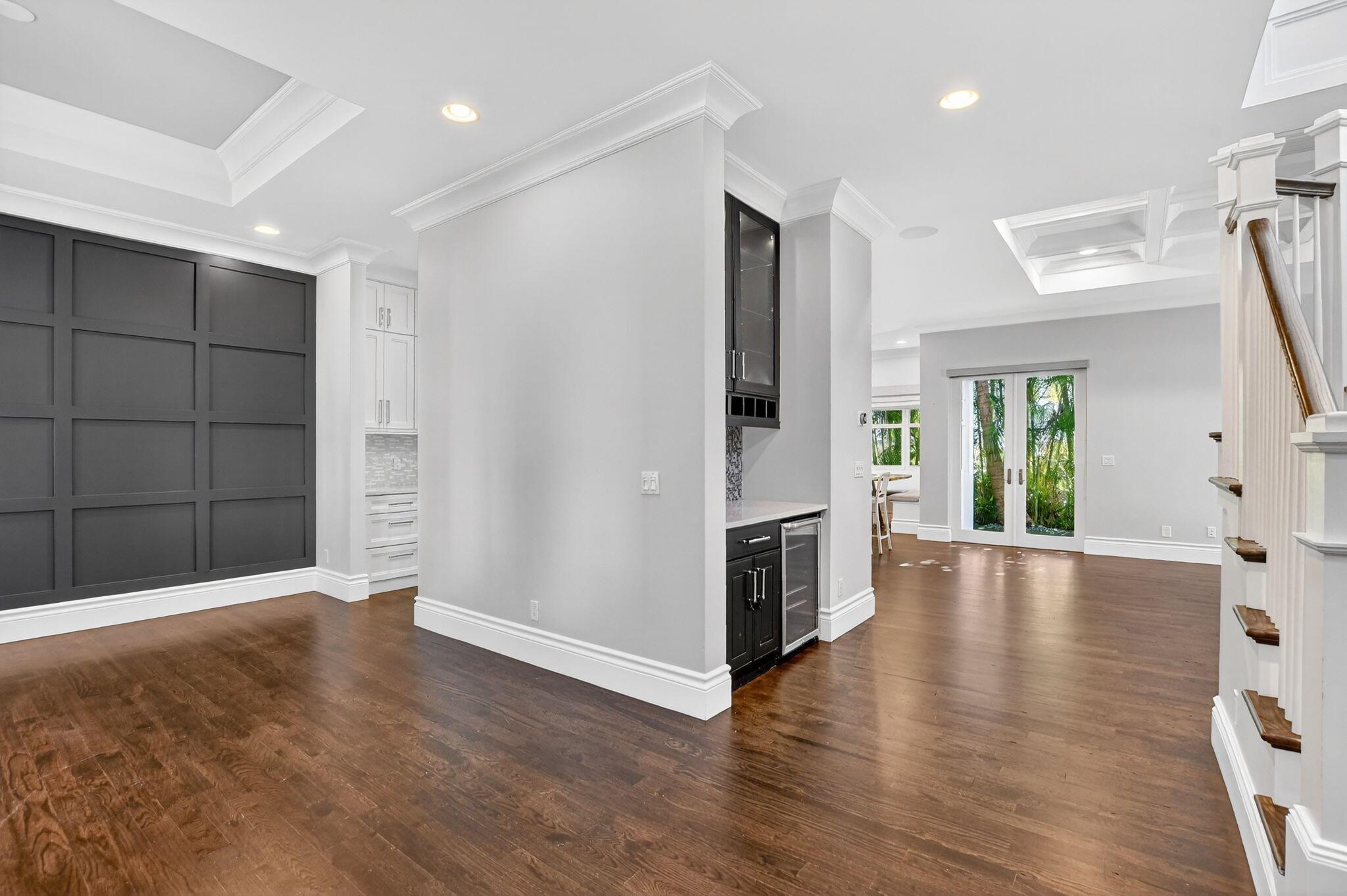 SPANISH VILLAGE - Residential Lease