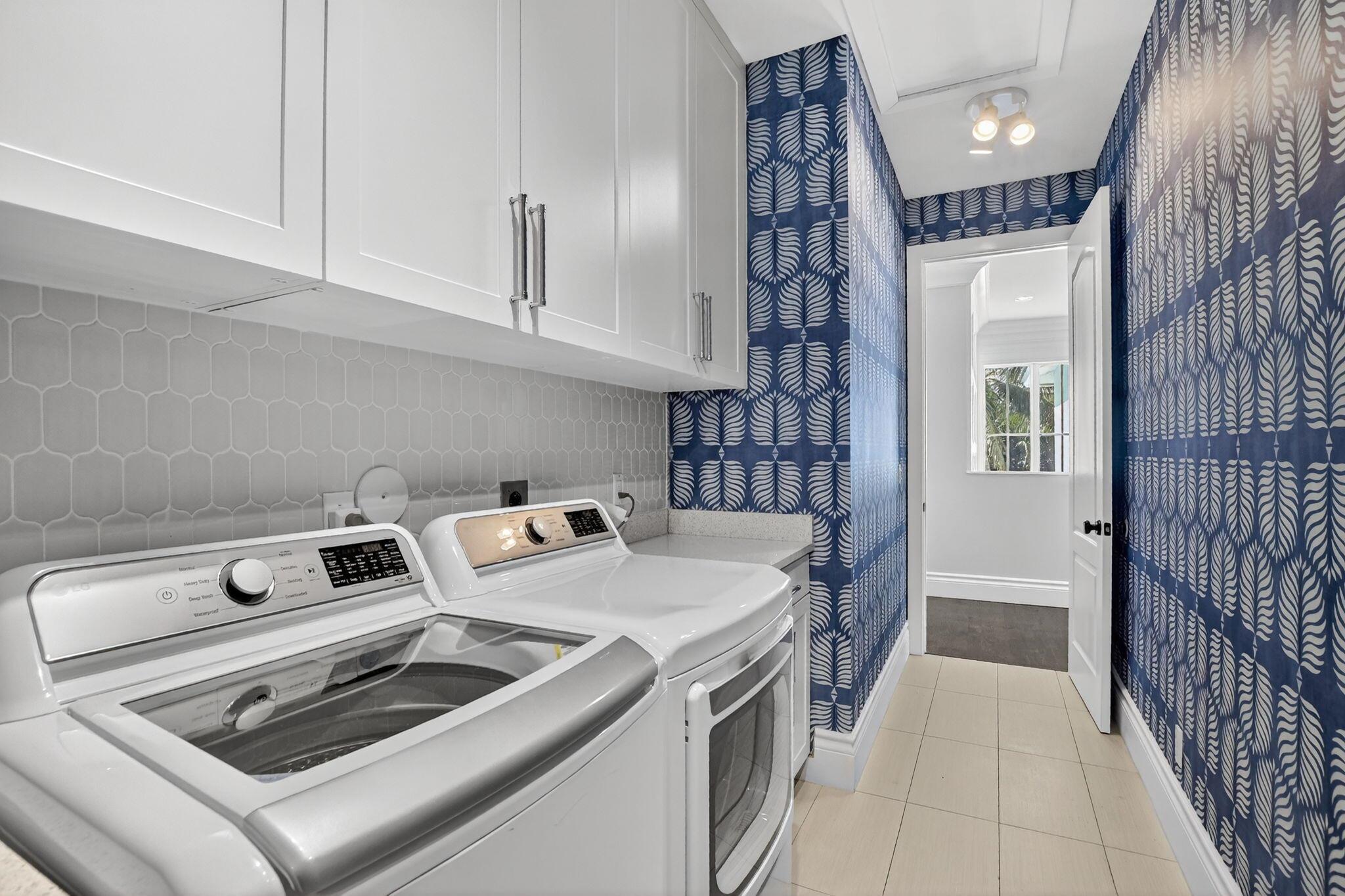 SPANISH VILLAGE - Residential Lease