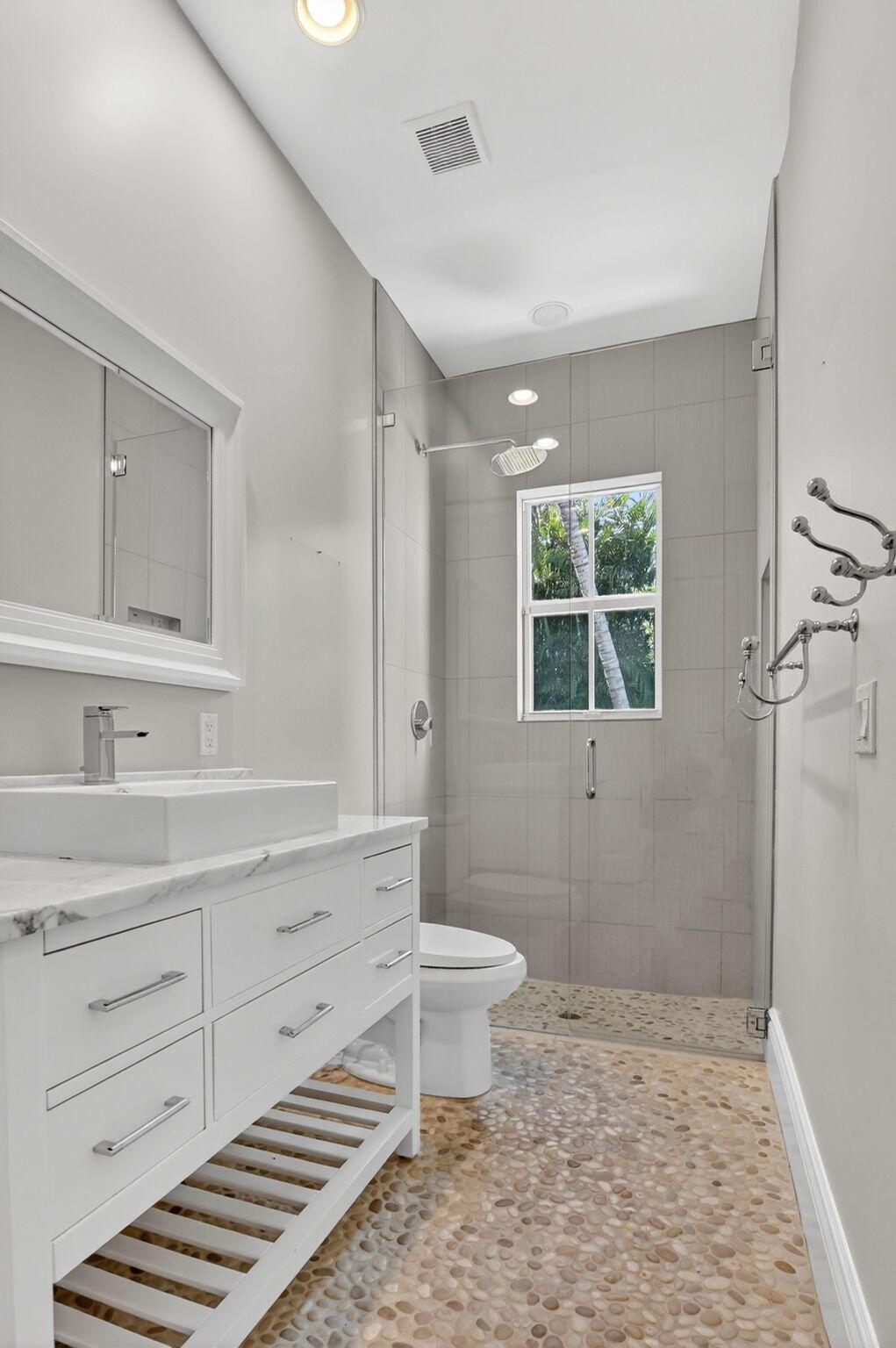 SPANISH VILLAGE - Residential Lease