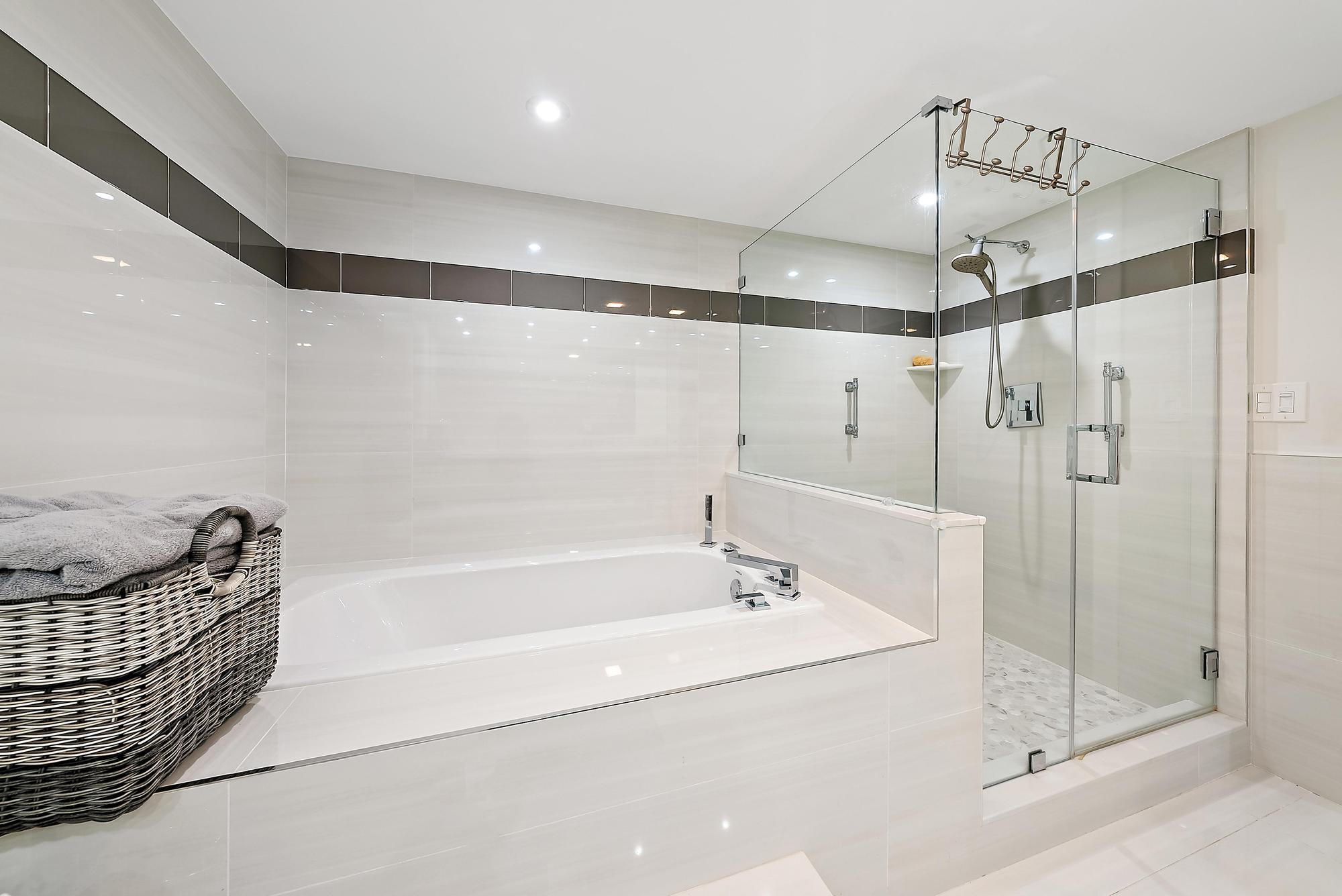 SEAWINDS CONDO - Residential Lease