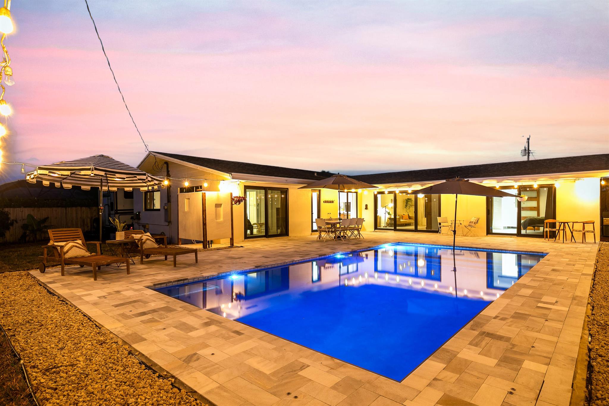 TEQUESTA COUNTRY CLUB - Residential