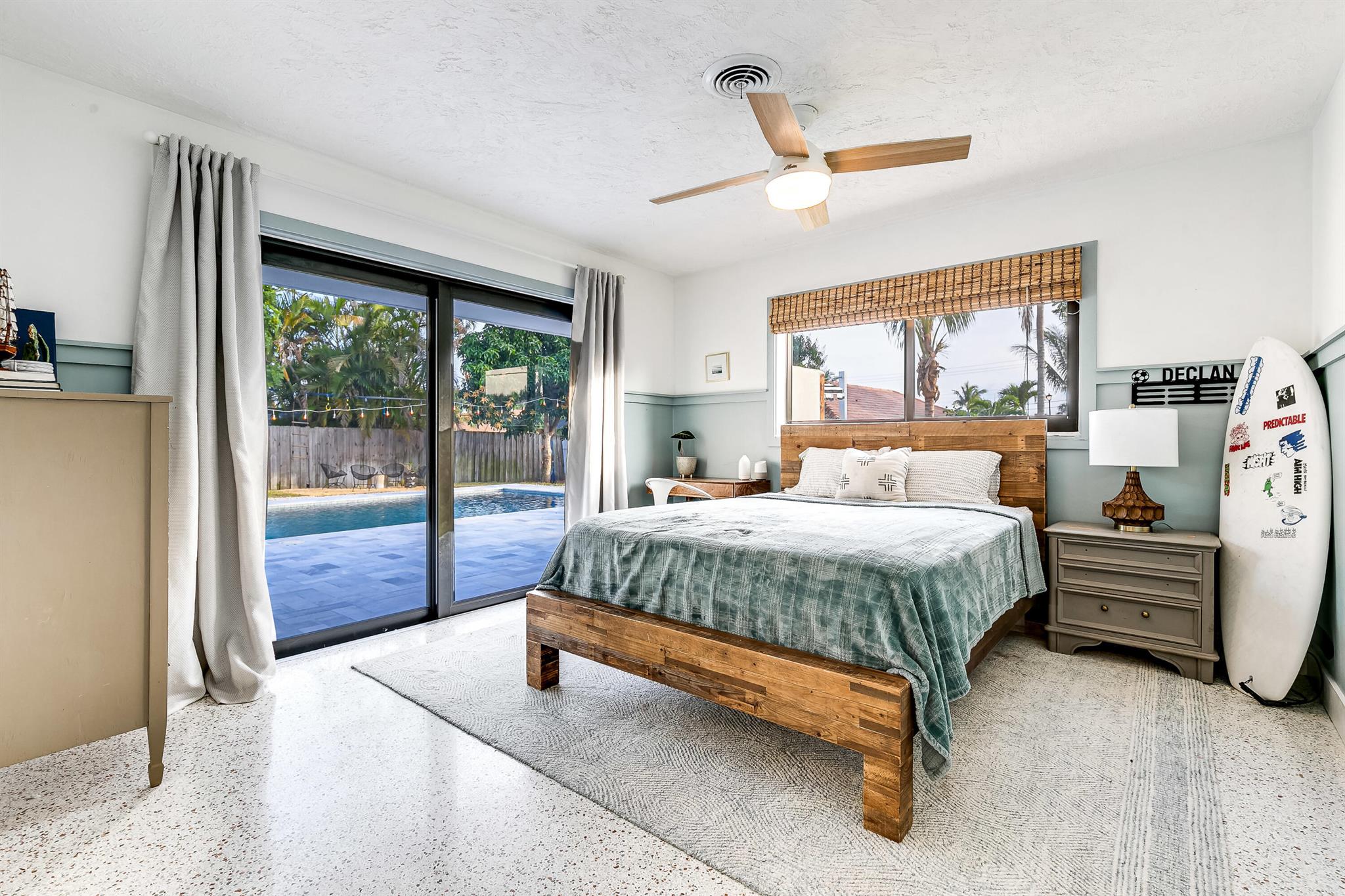 TEQUESTA COUNTRY CLUB - Residential