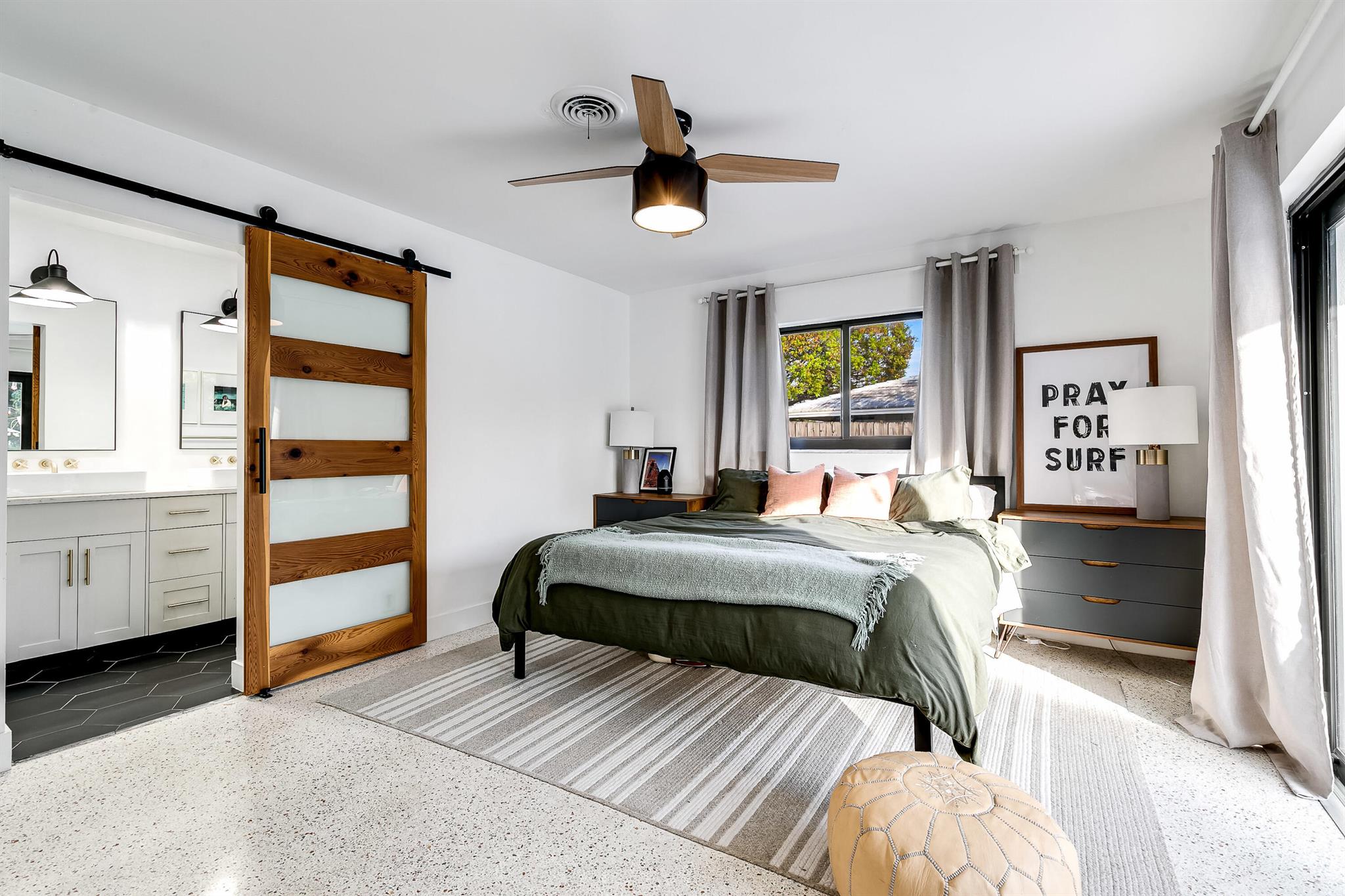 TEQUESTA COUNTRY CLUB - Residential