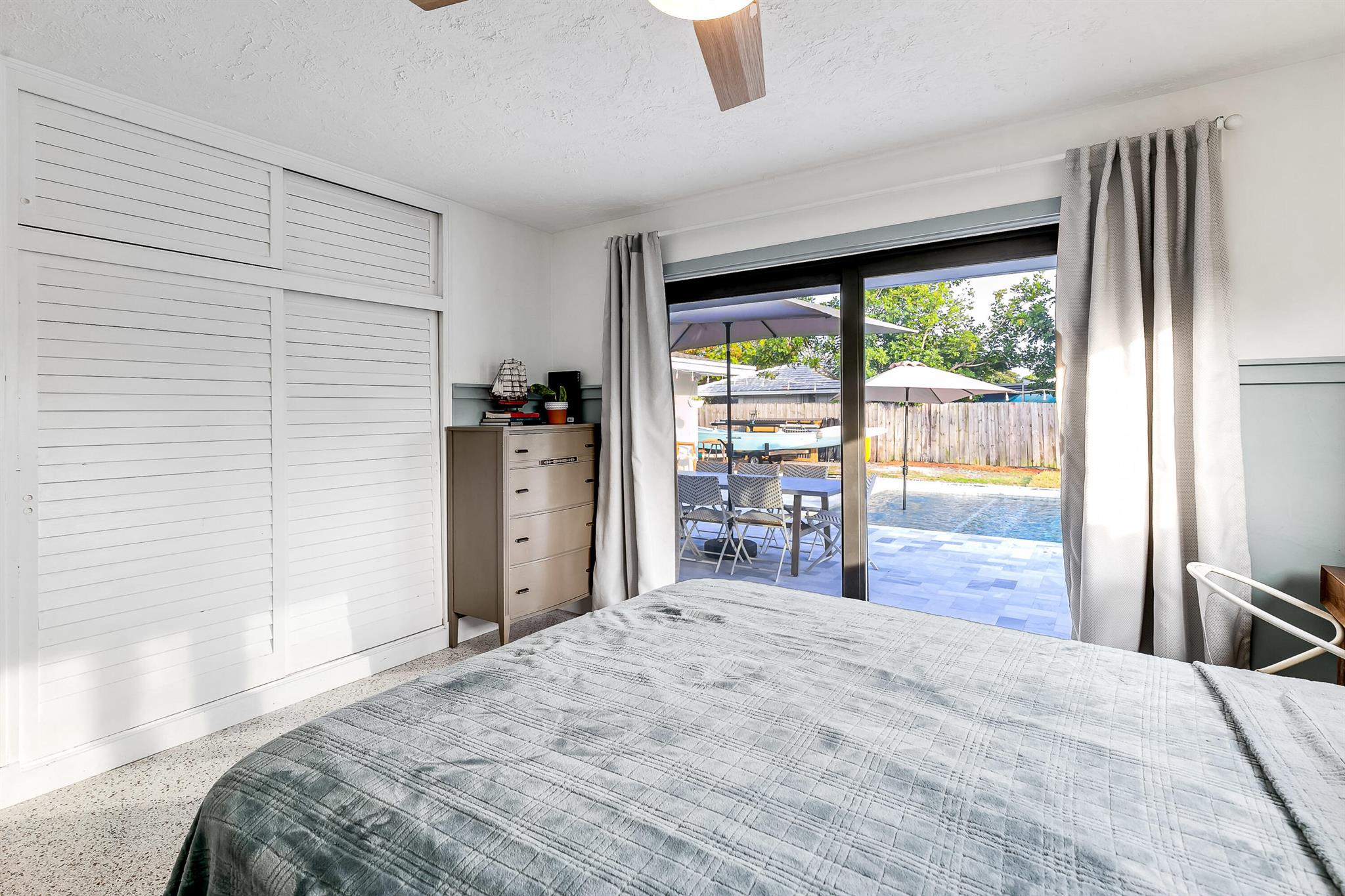 TEQUESTA COUNTRY CLUB - Residential