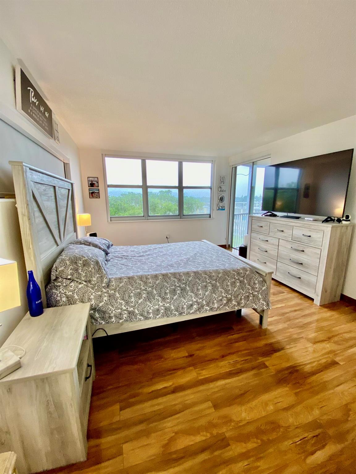 JADE WINDS - Residential