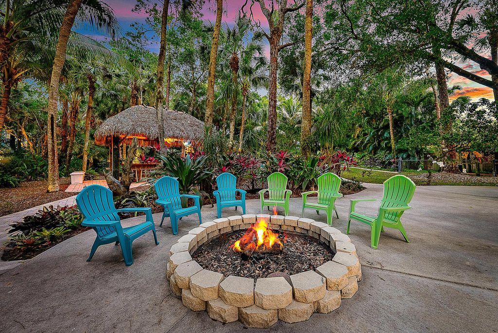 Photo of 15628 95th Avenue N, Jupiter, FL 33478 (MLS # R11080998)