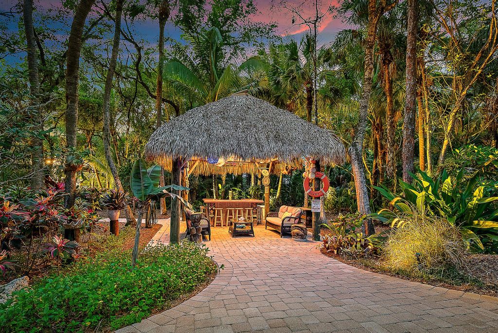 Photo of 15628 95th Avenue N, Jupiter, FL 33478 (MLS # R11080998)