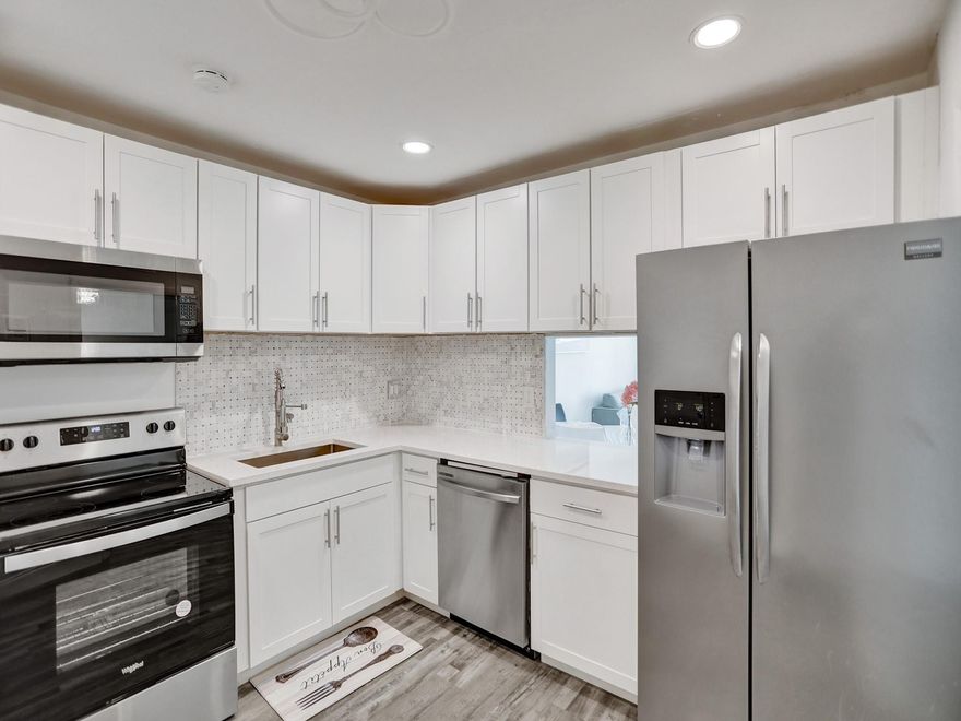 Beautiful and Spacious 2/2 Condo. Ready for new owner. New Appliances and Flooring. Ex to Show. Text or call Listing Agent.