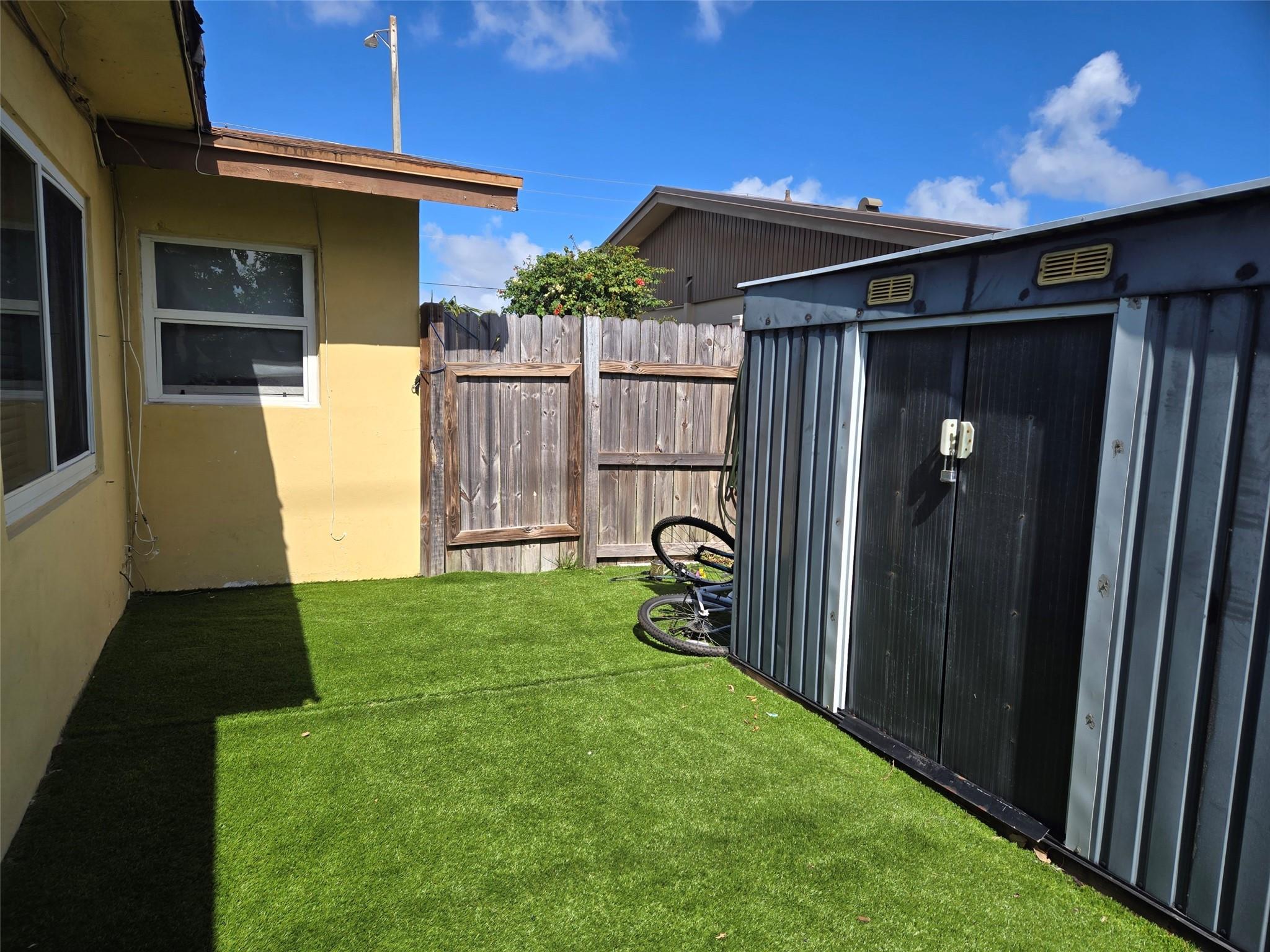 Shorewood 45-36 B - Residential Income