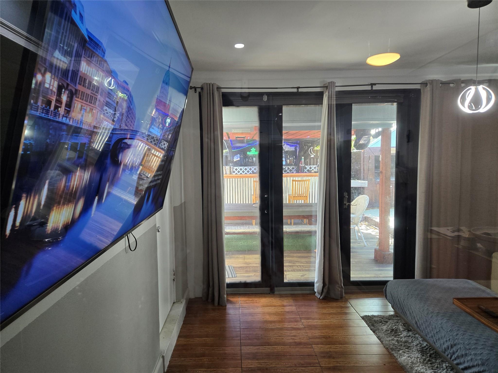 Shorewood 45-36 B - Residential Income